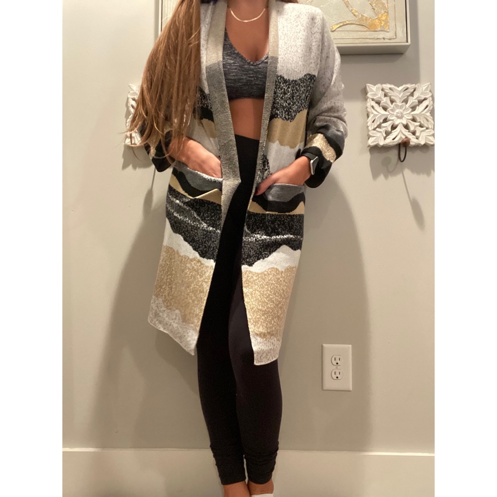 MaxSportLA : Cardigan - Picture 2 of 16